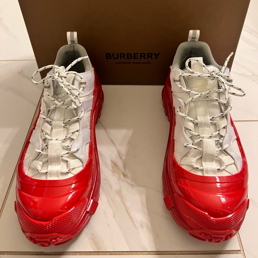 Authentic Burberry shoes with box
